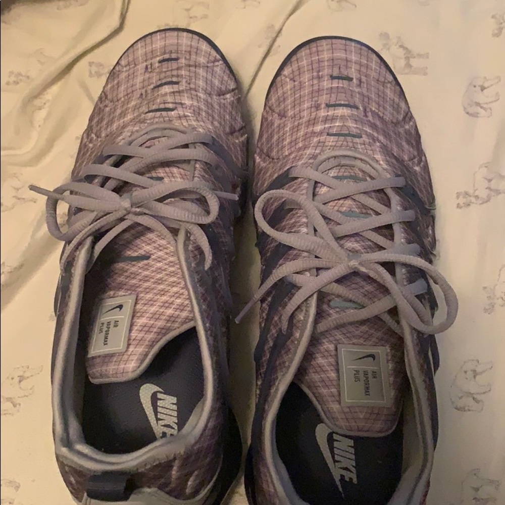 Nike air vapormax plus size 13